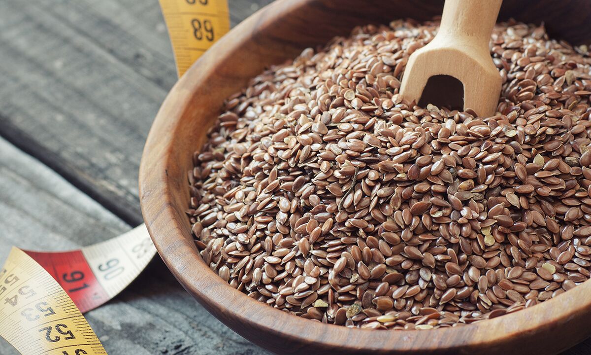 Flax seeds on the menu reduce excess weight and improve mood. 